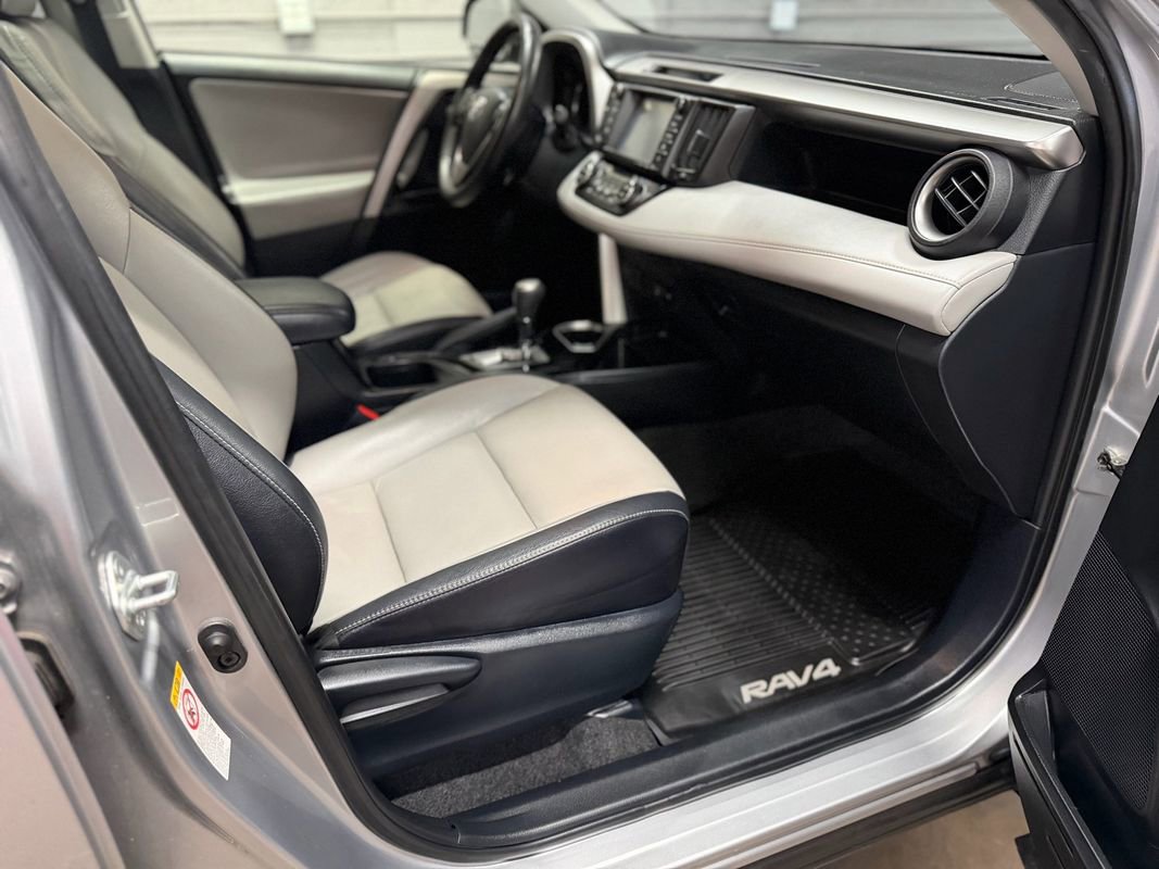 Used 2018 Toyota RAV4 Limited w/ All Weather Liner Package AWD/4WD image 27