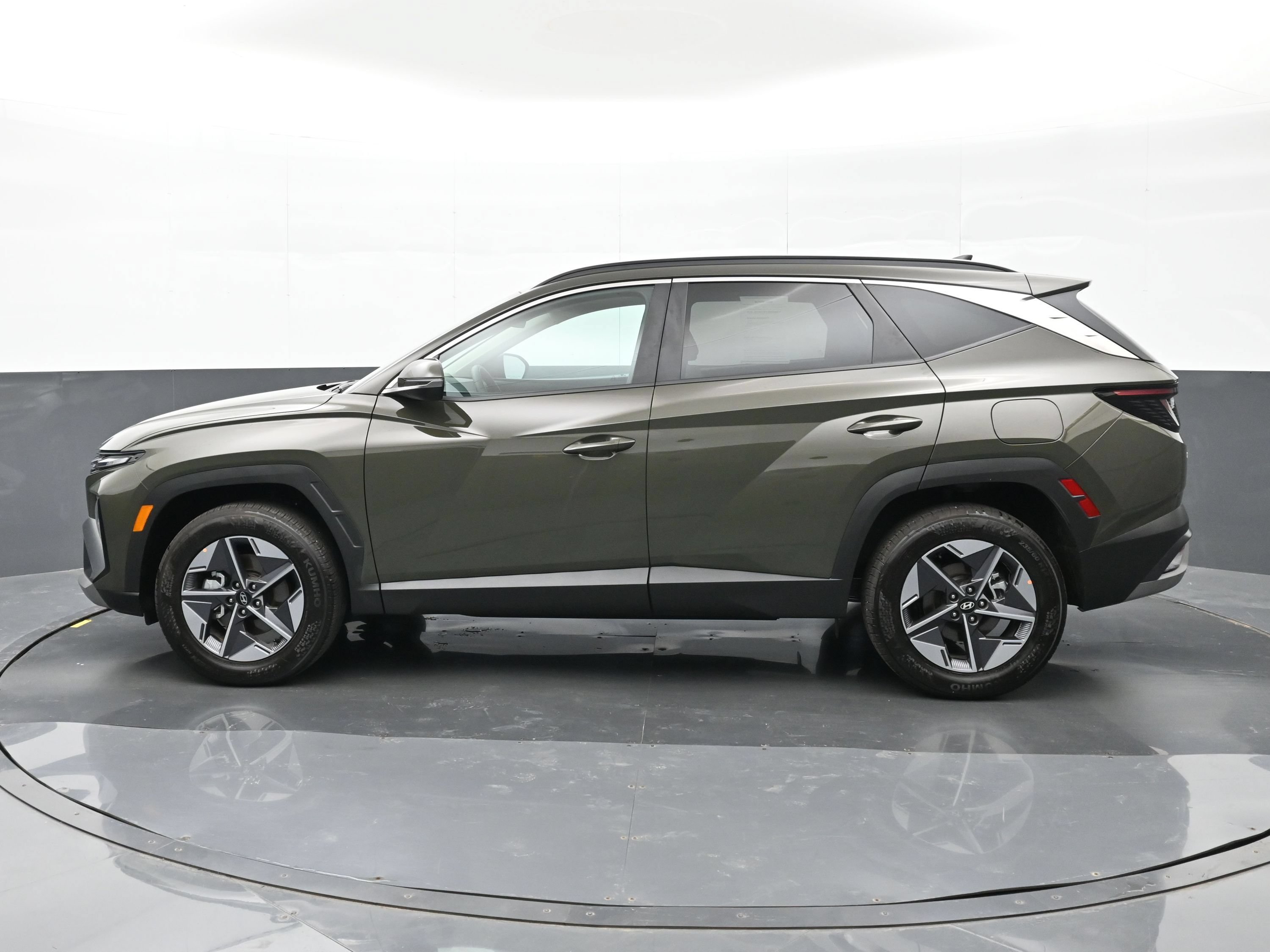 Certified 2026 Hyundai Tucson SEL AWD/4WD image 9