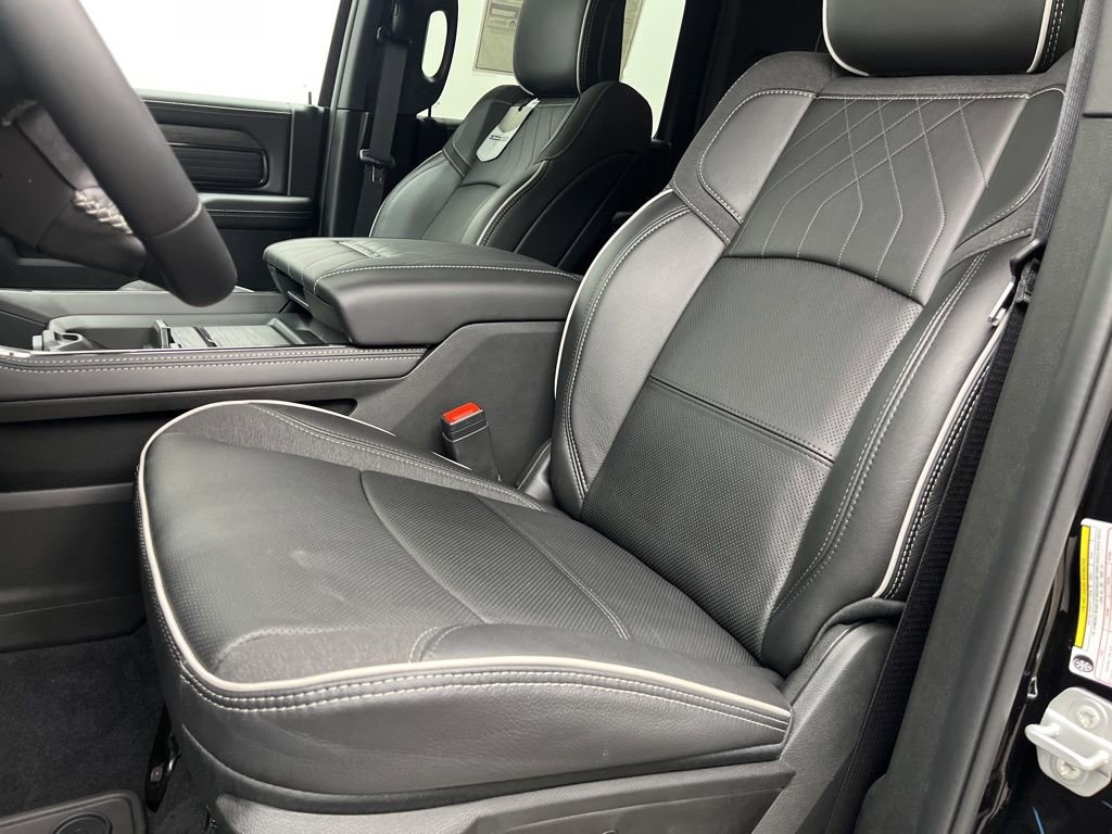 New 2026 RAM 3500 Limited image 9