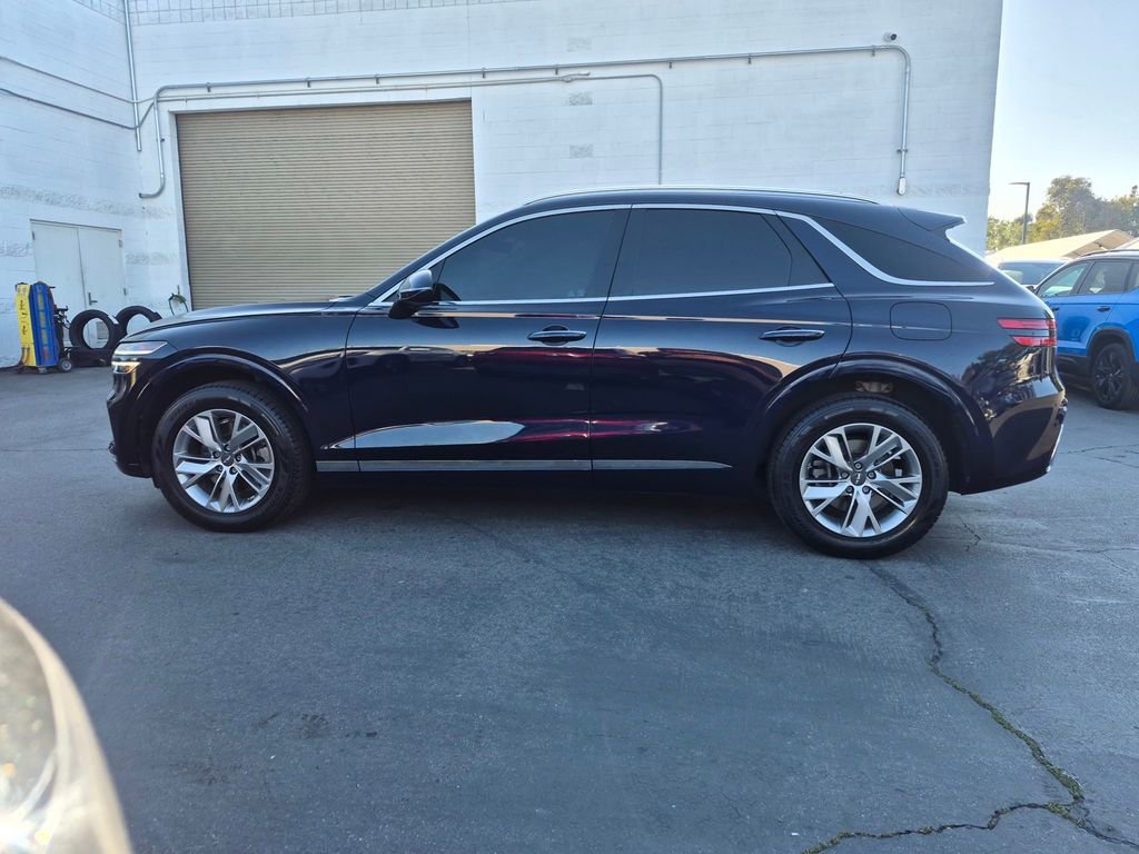Used 2023 Genesis GV70 2.5T AWD/4WD image 4