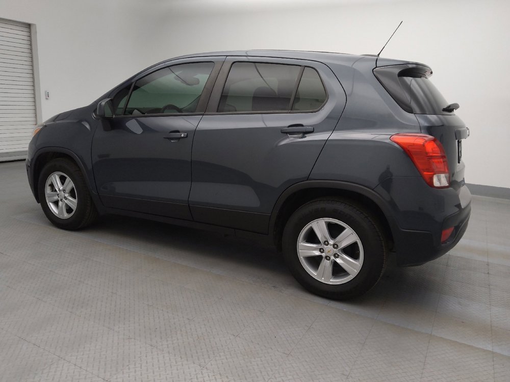 Used 2021 Chevrolet Trax LS w/ Tint and Cruise Package image 3