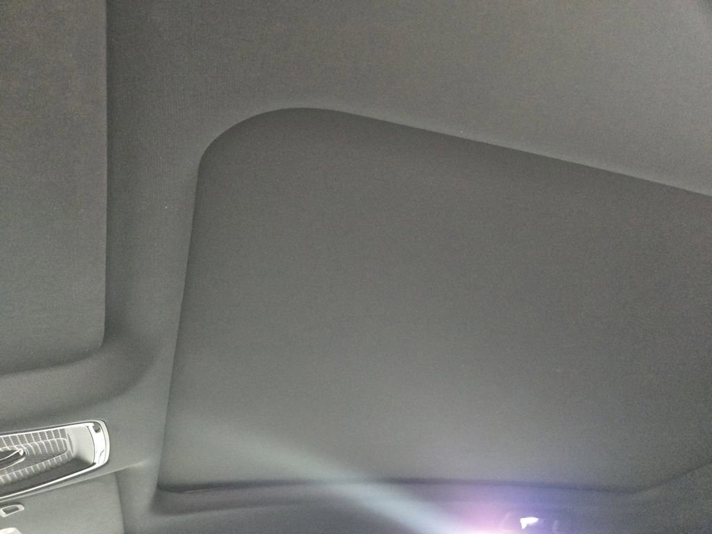 Used 2024 Cadillac Lyriq Luxury w/ LPO, Floor Liner Package image 28