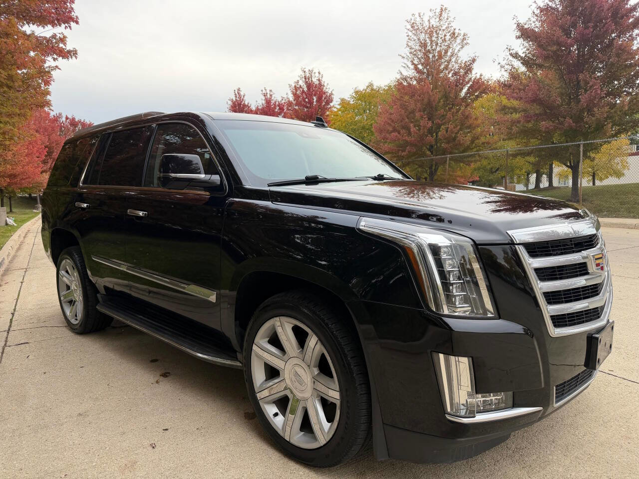 Used 2015 Cadillac Escalade Luxury