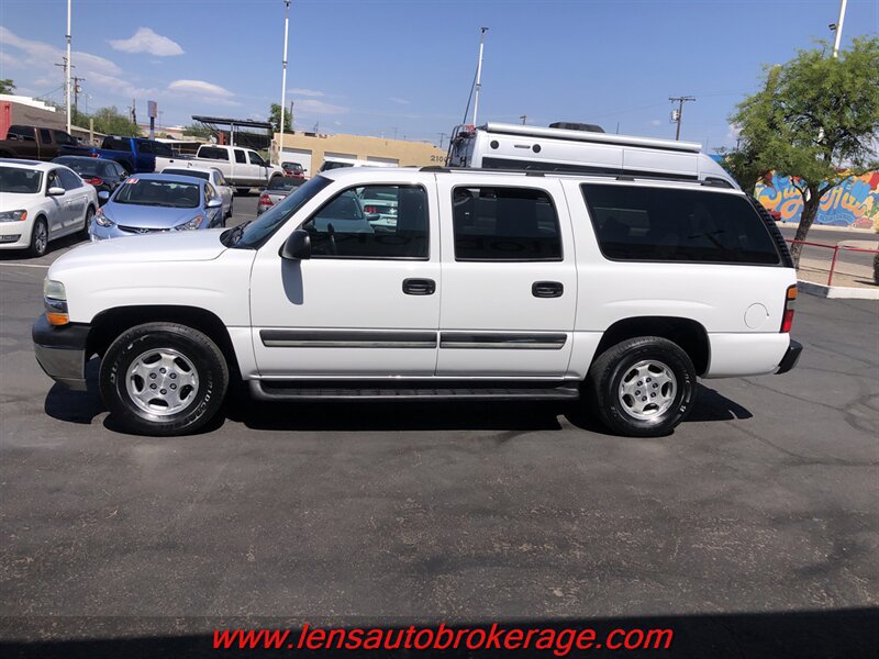 Used 2004 Chevrolet Suburban LS RWD image 4