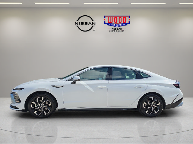 Used 2025 Hyundai Sonata SEL FWD image 5