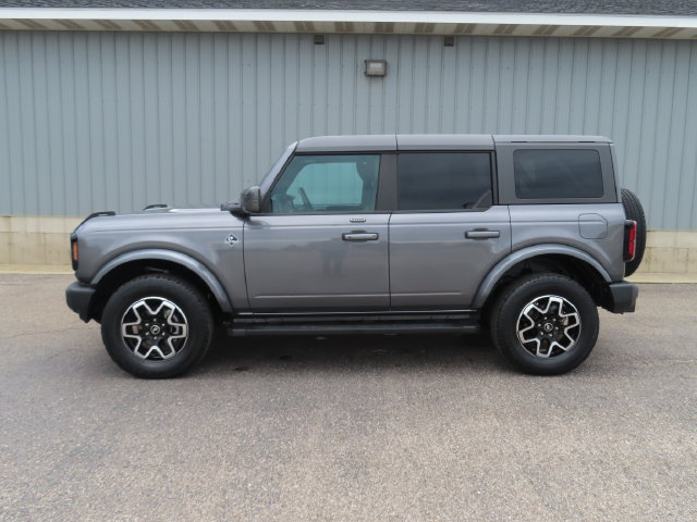 Used 2022 Ford Bronco Outer Banks AWD/4WD image 8