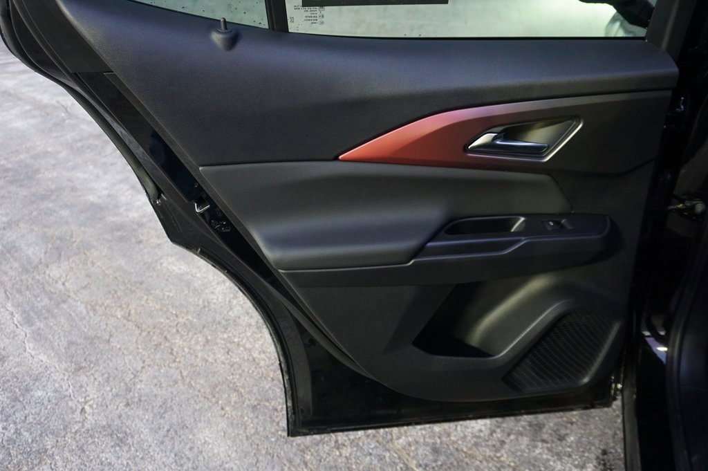 Used 2025 Chevrolet Equinox EV RS image 25