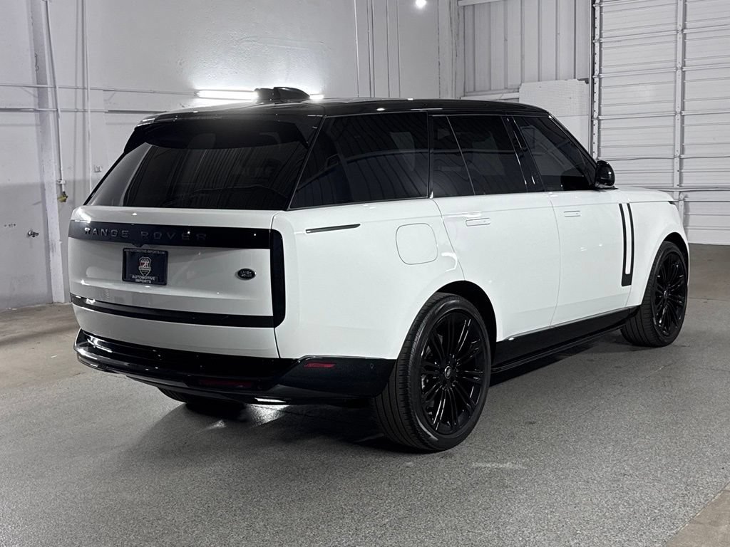 Used 2023 Land Rover Range Rover SE AWD/4WD image 12