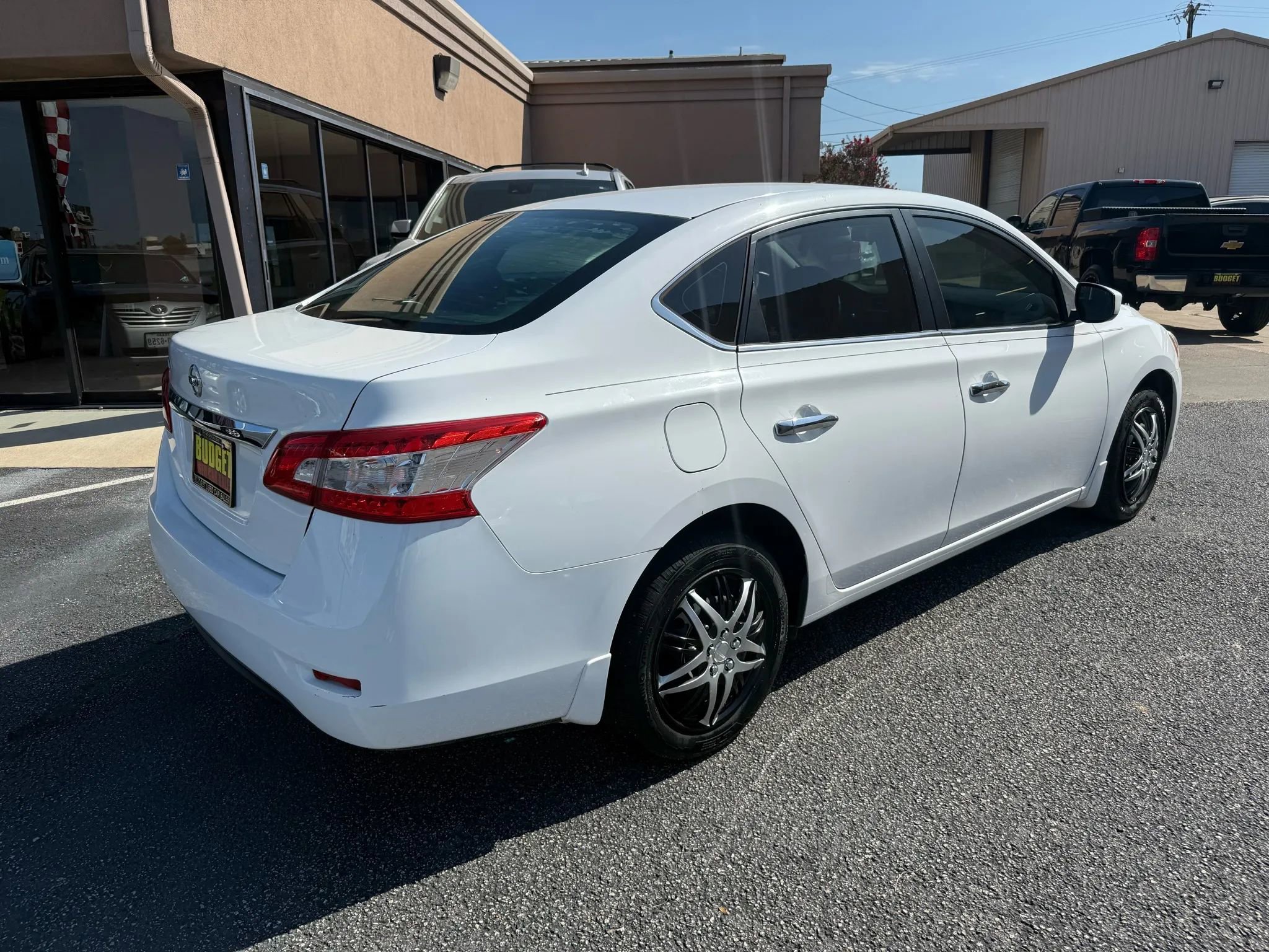 Used 2015 Nissan Sentra S image 5
