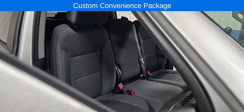 Used 2023 Chevrolet Silverado 2500 Custom w/ Custom Value Package image 5