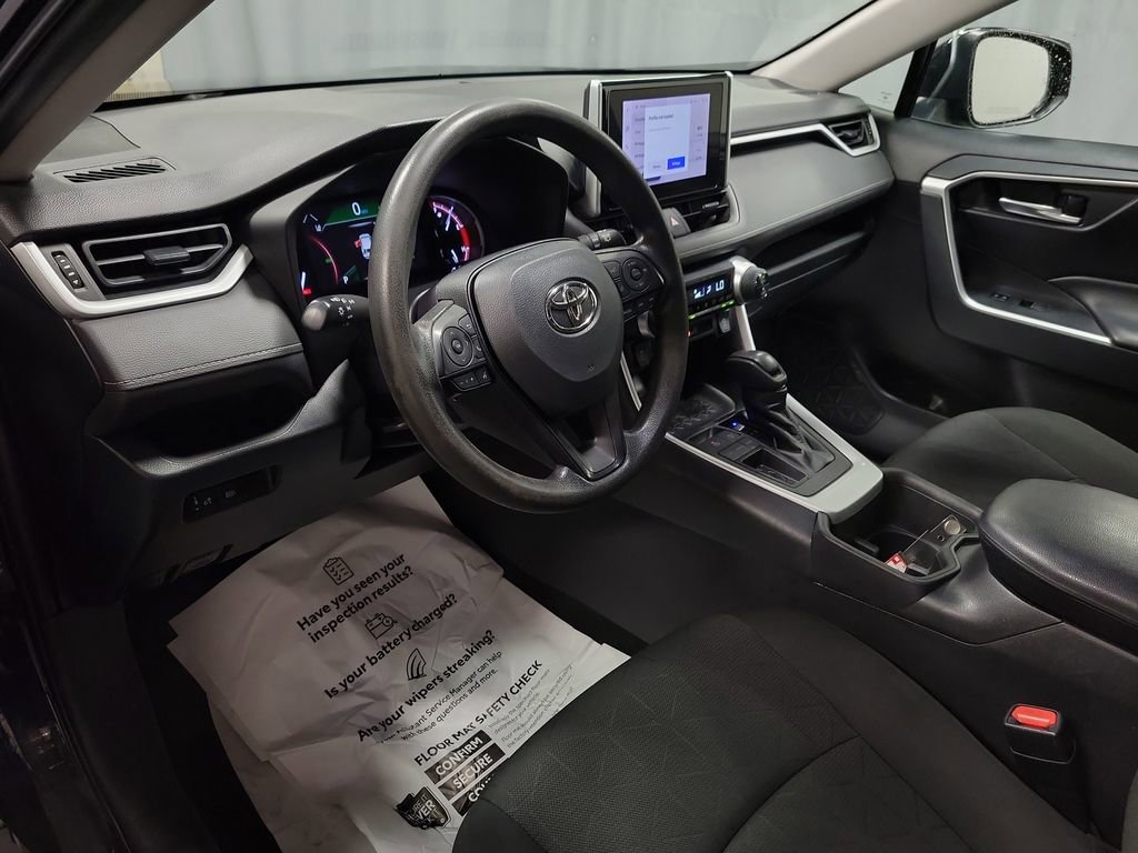 Used 2023 Toyota RAV4 XLE FWD image 13
