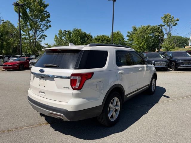 Used 2016 Ford Explorer XLT w/ Equipment Group 202A AWD/4WD image 5
