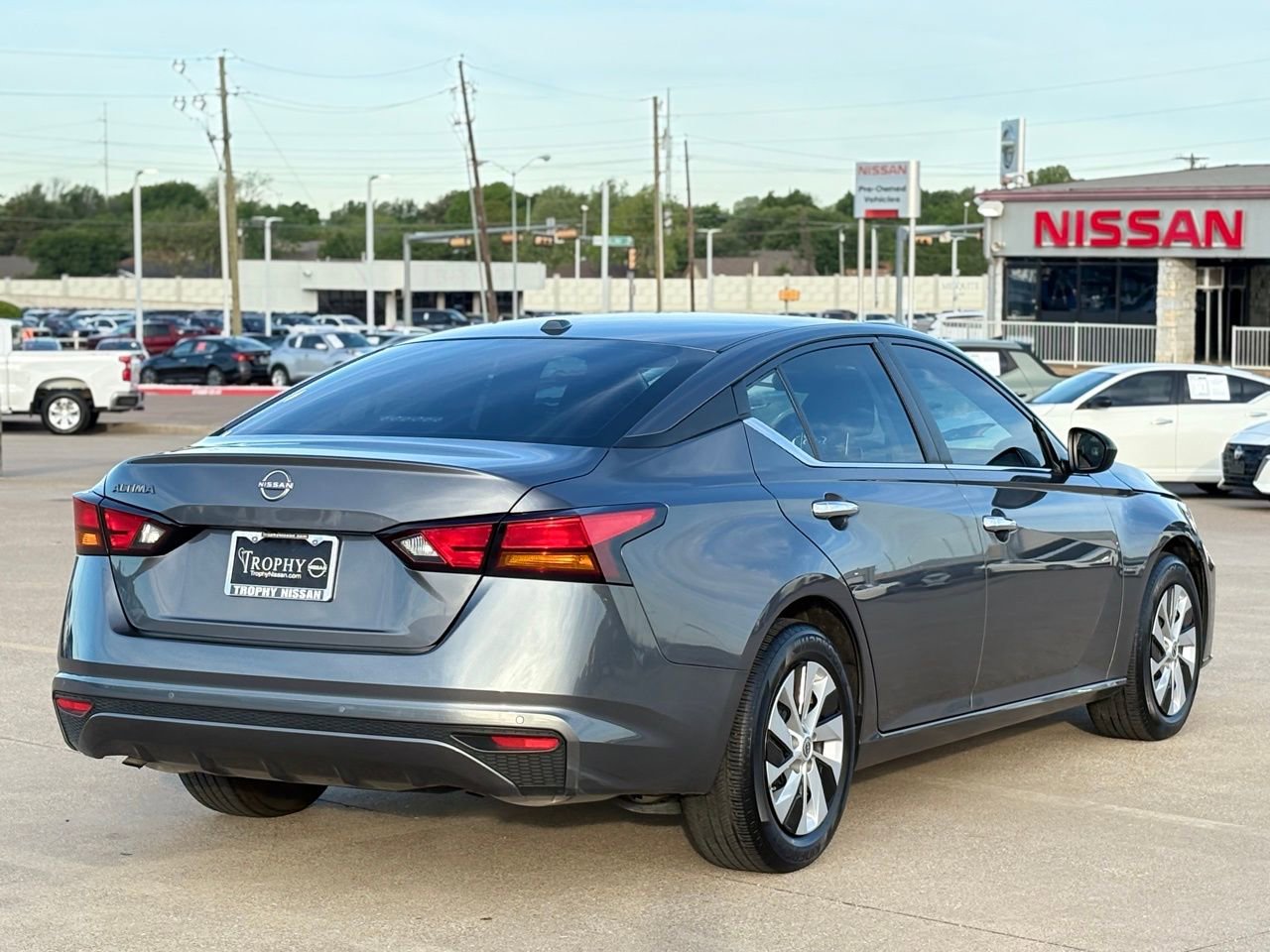 Used 2025 Nissan Altima 2.5 S image 7