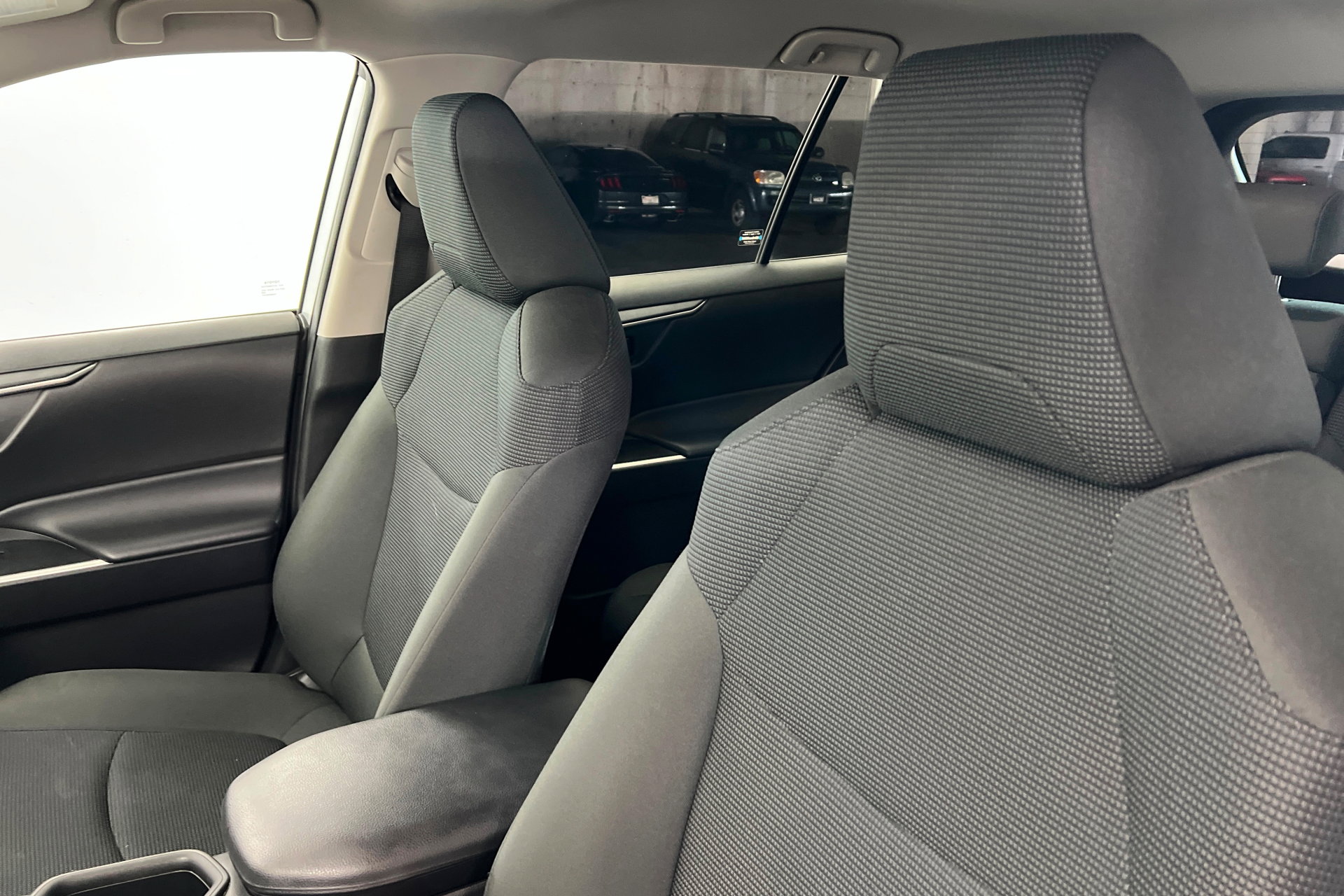 Used 2024 Toyota RAV4 LE image 17