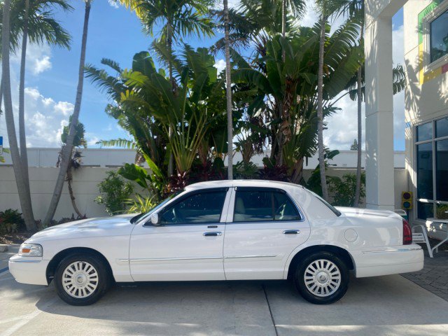 Used 2007 Mercury Grand Marquis LS image 33