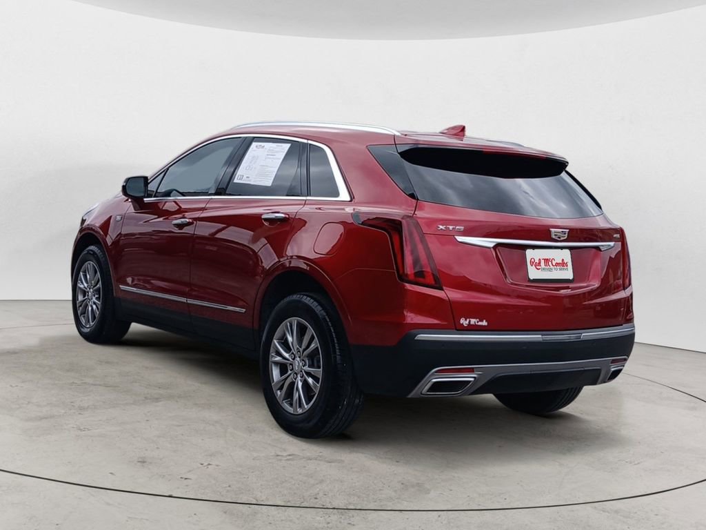 Used 2021 Cadillac XT5 Premium Luxury FWD image 3
