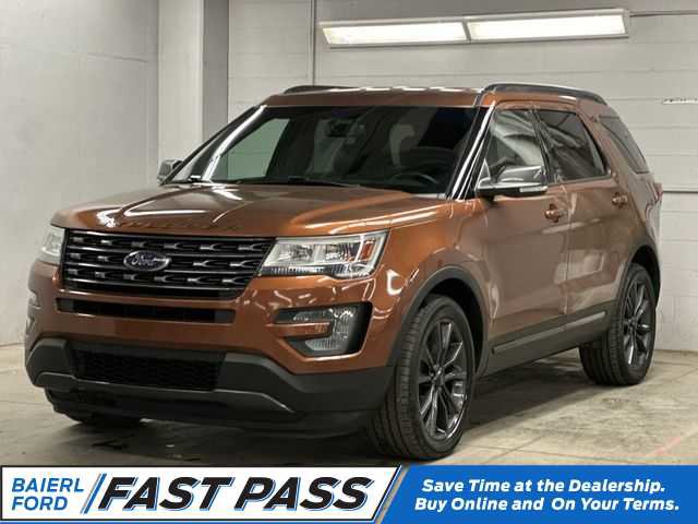 Used 2017 Ford Explorer XLT w/ Equipment Group 202A AWD/4WD image 1