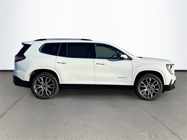 New 2026 GMC Acadia Denali Ultimate image 3