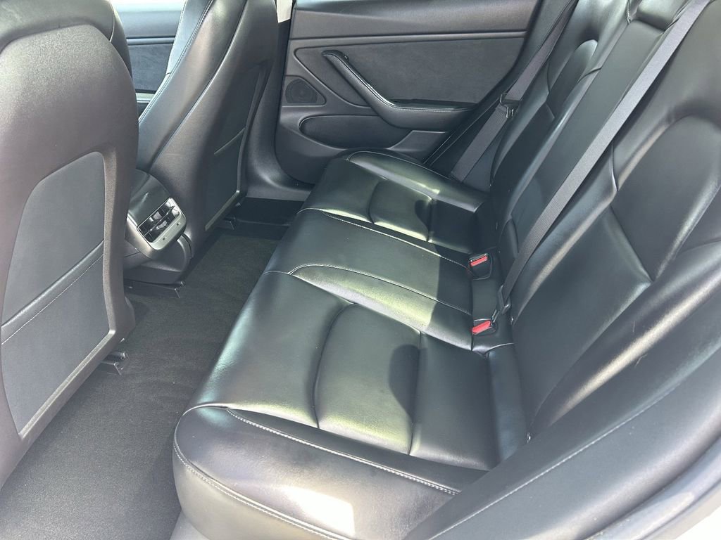 Used 2019 Tesla Model 3 Long Range image 13