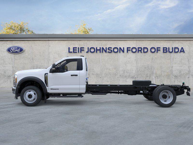New 2026 Ford F550 4x4 Regular Cab Super Duty w/ XL Chrome Package image 3