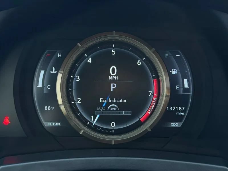 Used 2016 Lexus RC 350 RWD image 26