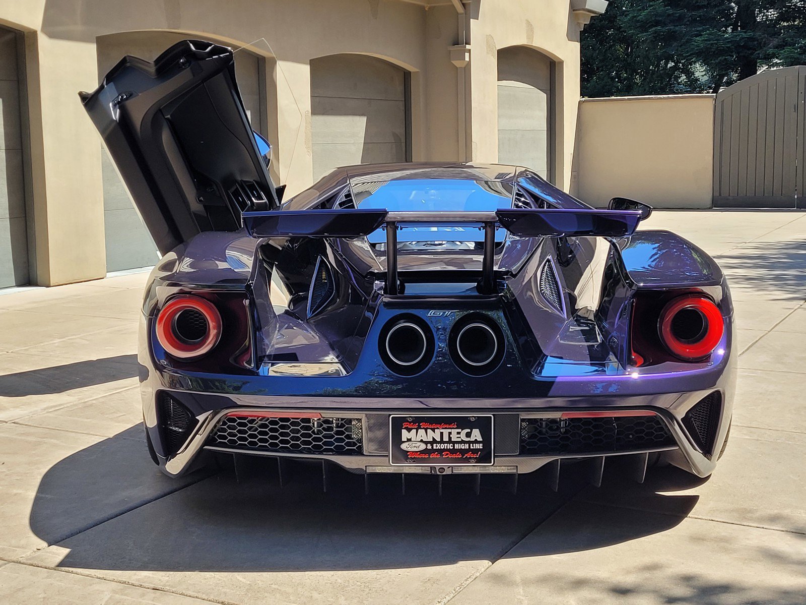 Used 2021 Ford GT image 6