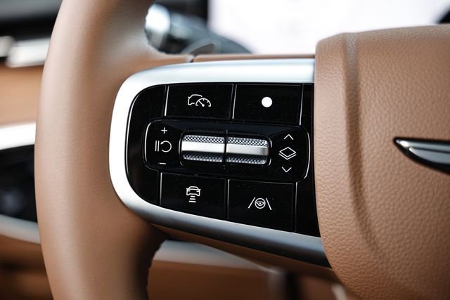 New 2026 Genesis GV70 2.5T Advanced AWD/4WD image 32