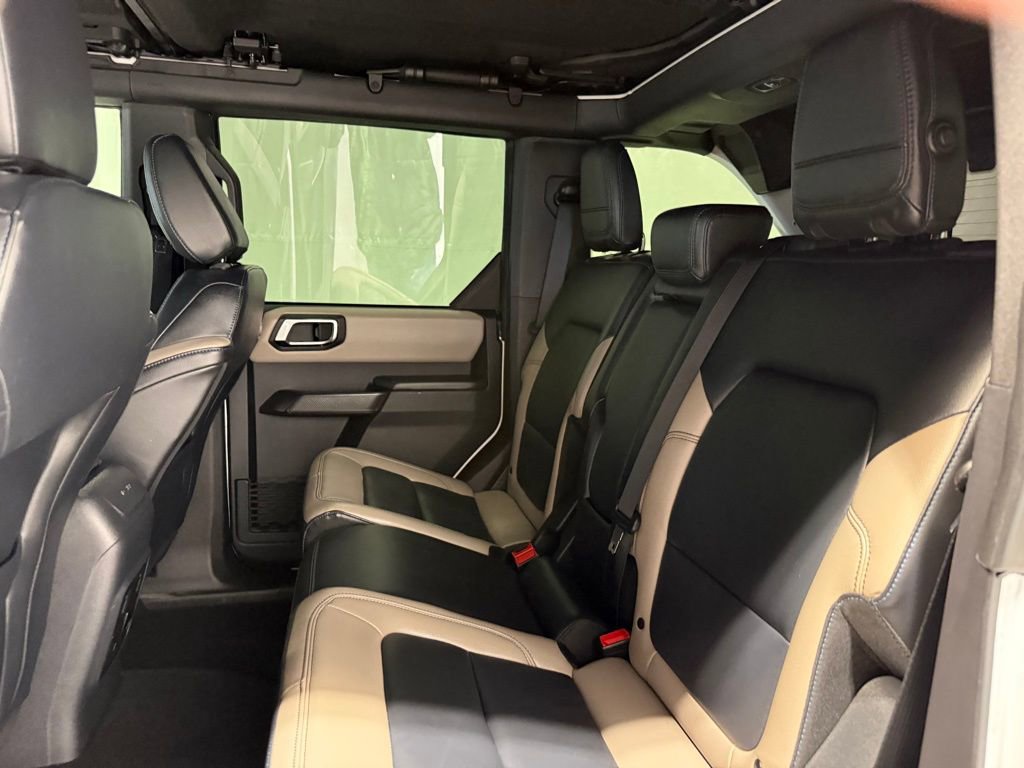 Used 2024 Ford Bronco Wildtrak image 21