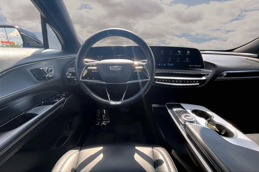 Certified 2024 Cadillac Lyriq Tech w/ Driver Assist Package AWD/4WD image 8