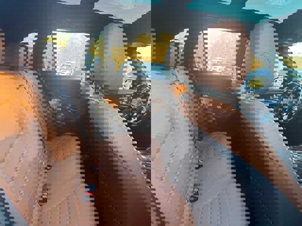 Used 2022 Mercedes-Benz GLC 300 4MATIC image 30