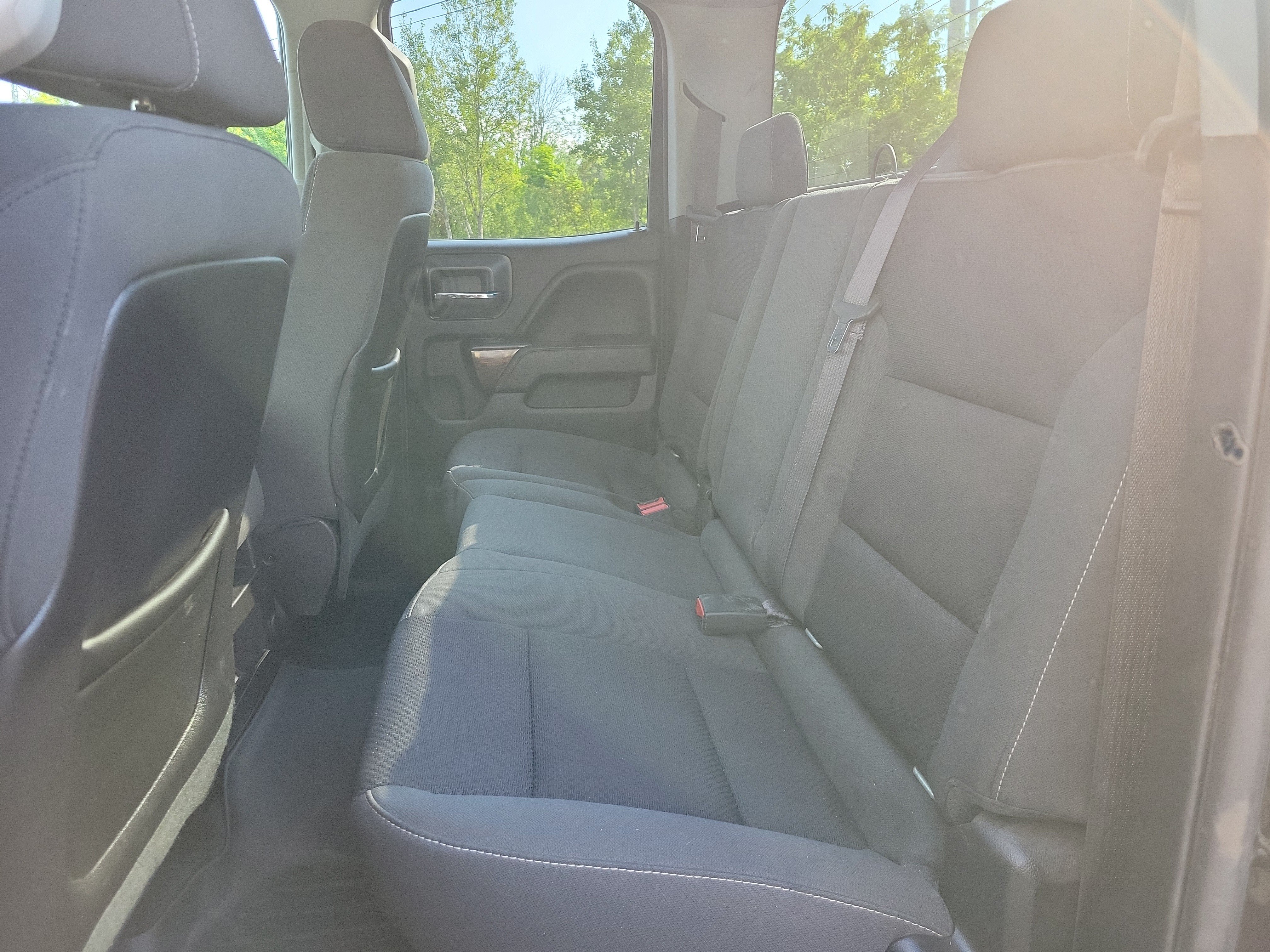 Used 2015 GMC Sierra 2500 SLE w/ SLE Preferred Package AWD/4WD image 16