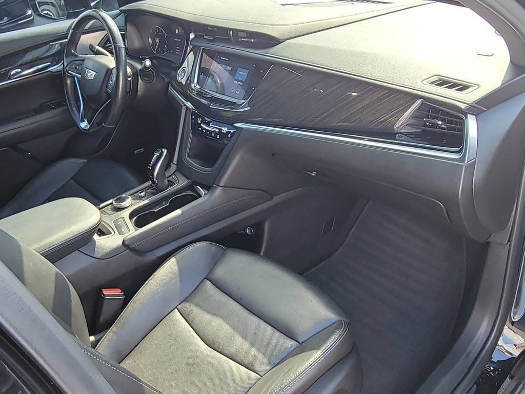 Certified 2021 Cadillac XT6 Premium Luxury FWD image 29
