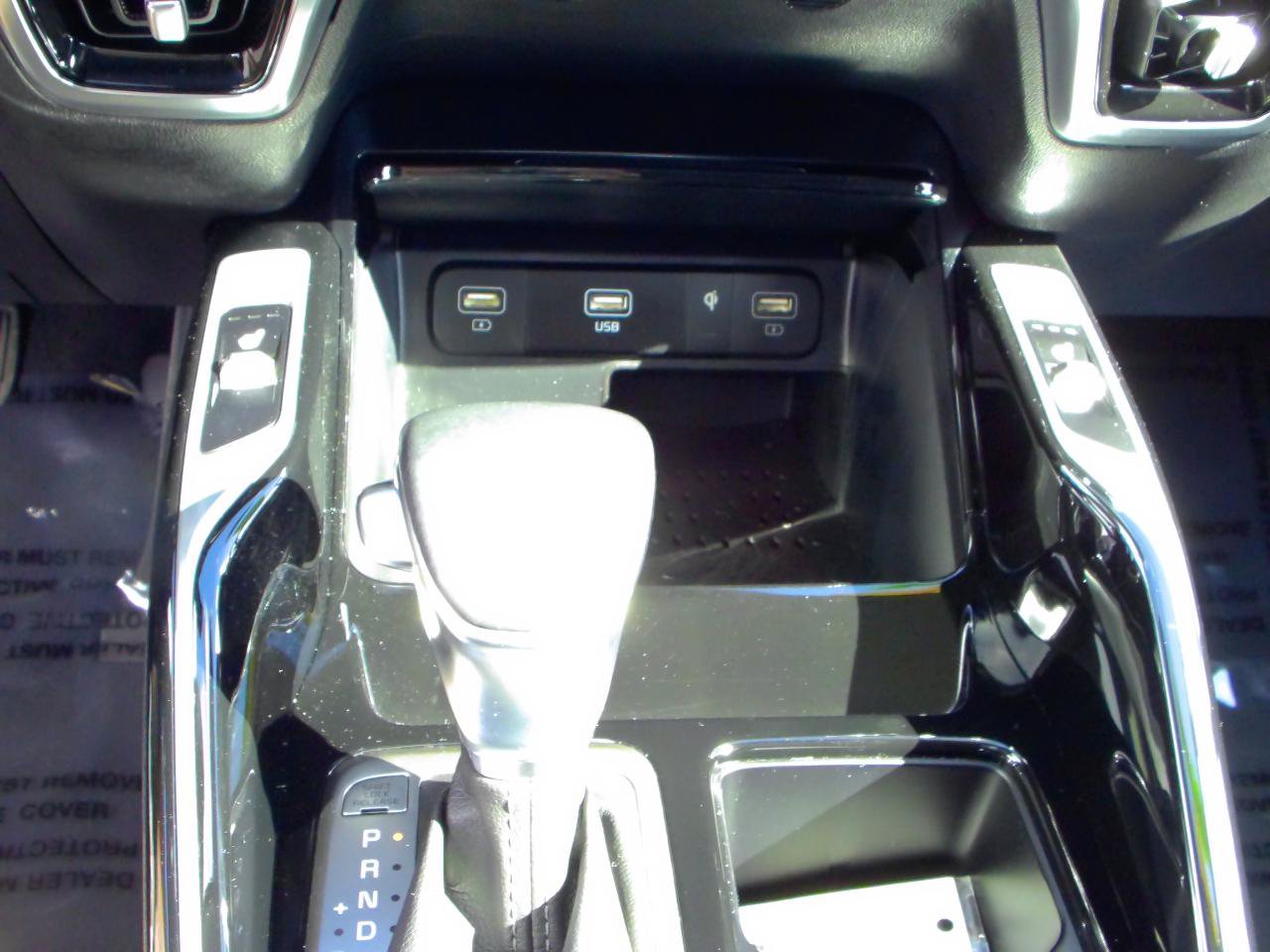 Used 2023 Kia Sorento SX AWD/4WD image 25
