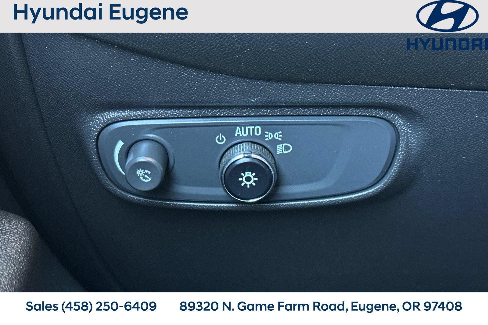 Used 2023 Chevrolet Equinox RS AWD/4WD image 34