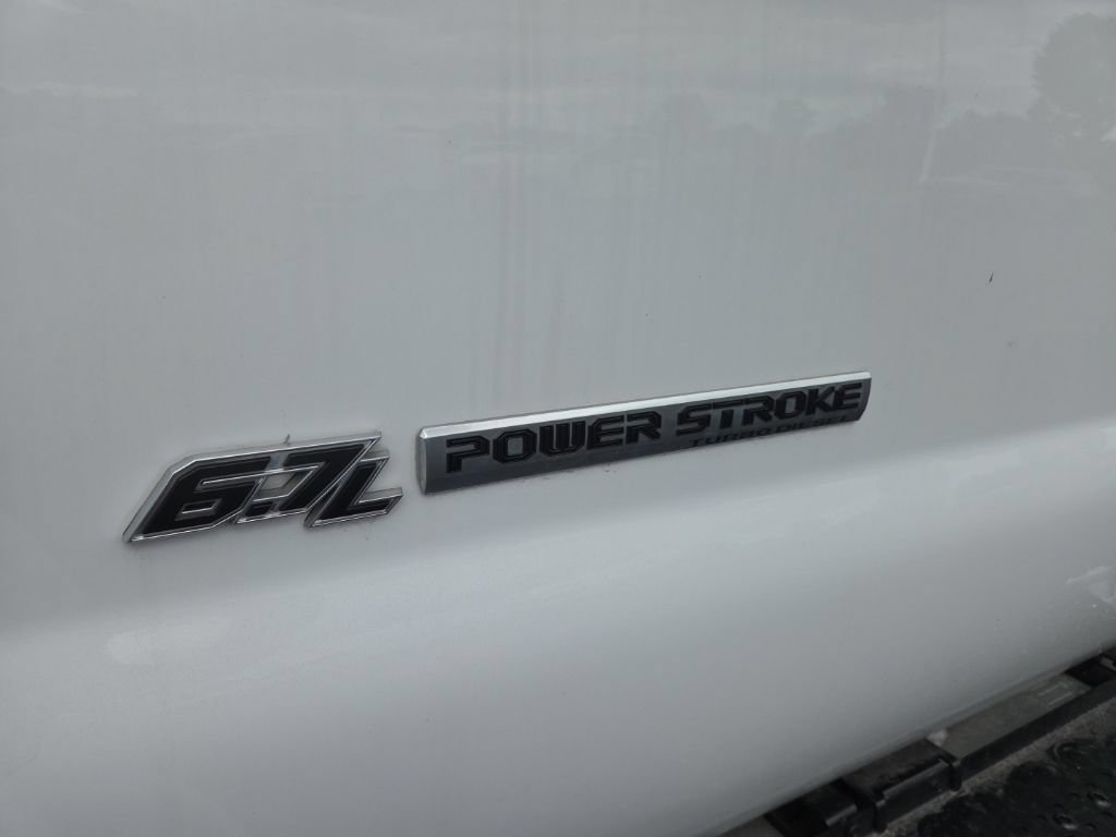 Used 2021 Ford F650 2WD Regular Cab Super Duty image 2