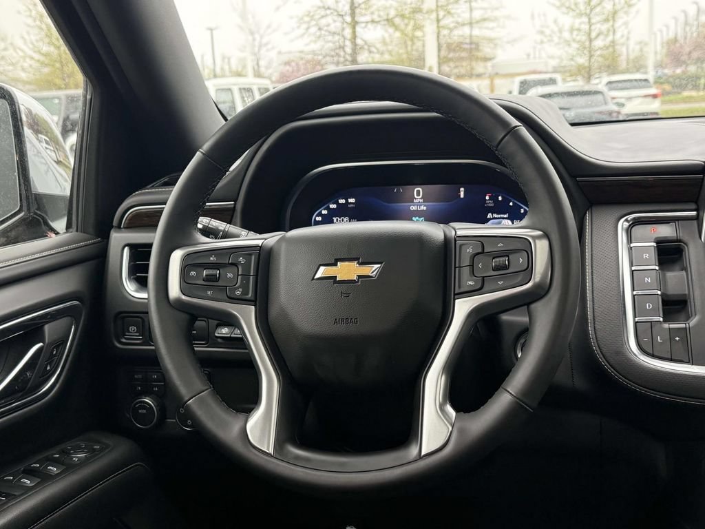 Used 2023 Chevrolet Tahoe Premier w/ Premium Package 2 AWD/4WD image 20