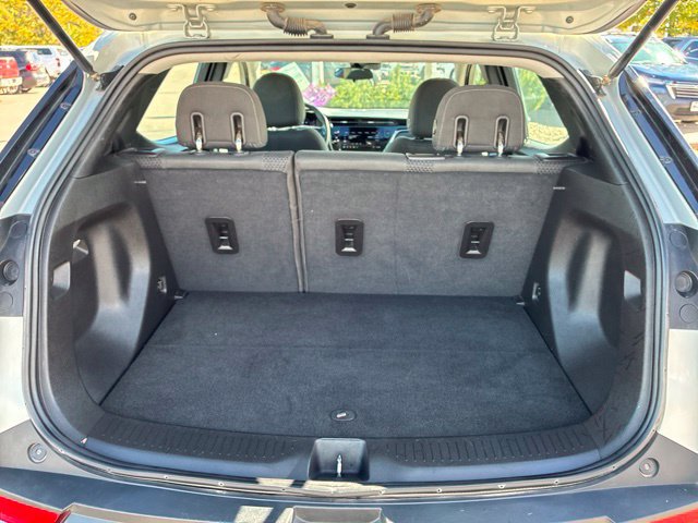 Used 2023 Chevrolet Bolt EUV LT w/ Driver Confidence Package FWD image 8