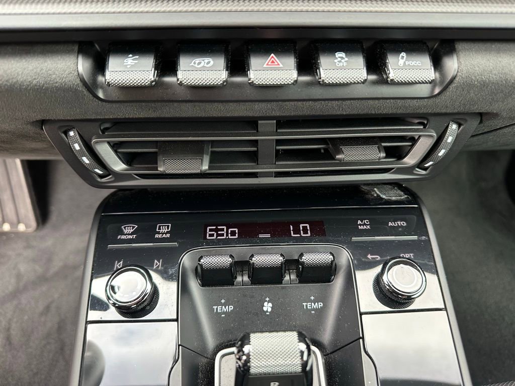 Certified 2024 Porsche 911 Carrera GTS image 23