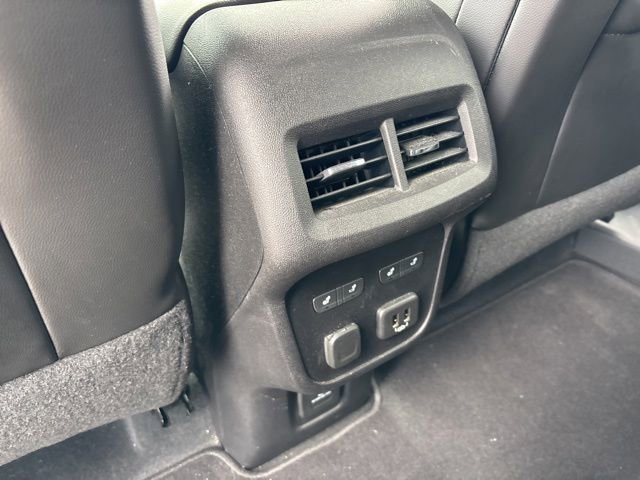 Used 2018 Chevrolet Equinox Premier AWD/4WD image 15