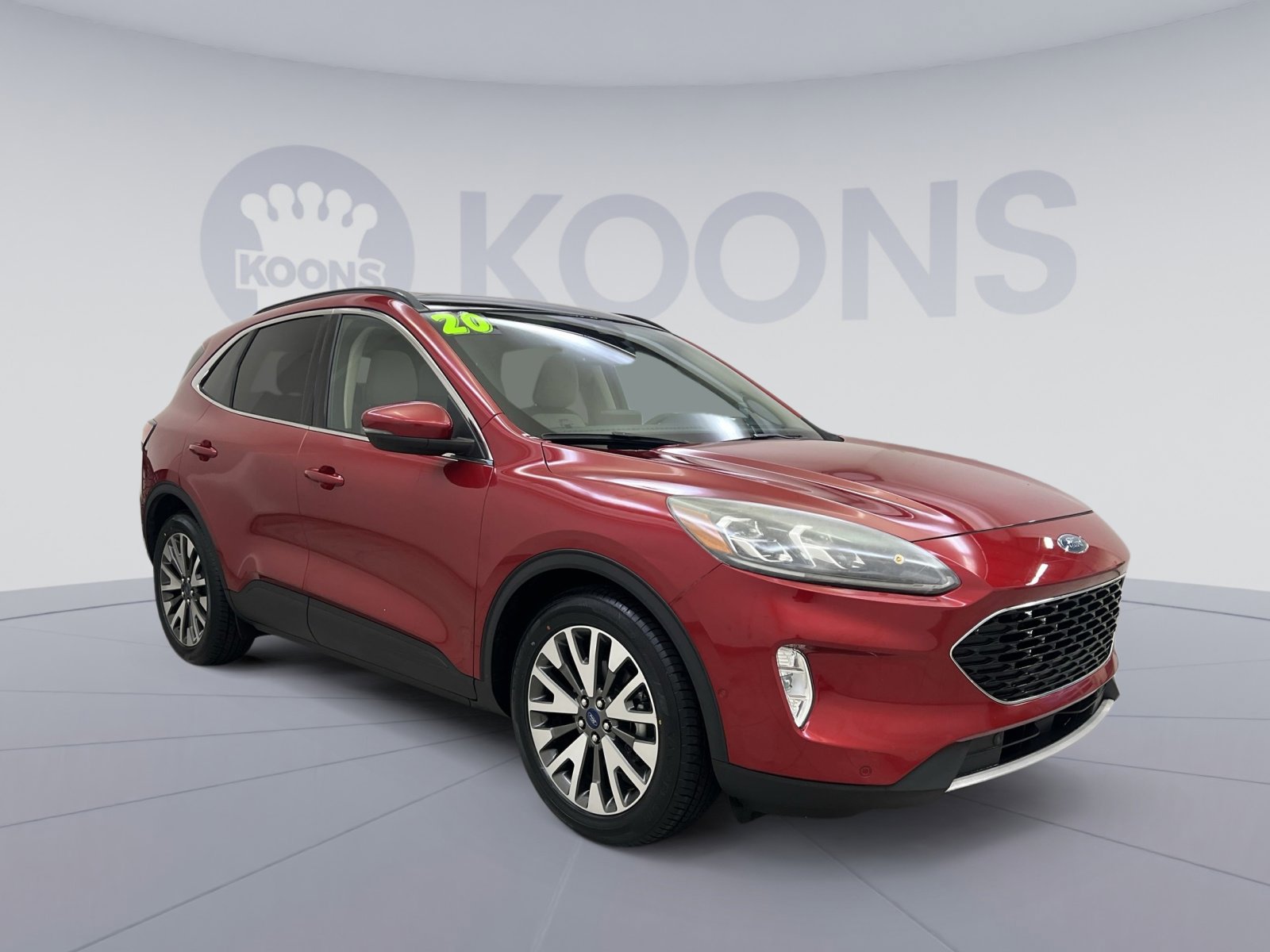 Used 2020 Ford Escape Titanium image 8