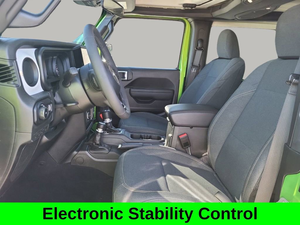 Used 2025 Jeep Wrangler Sport image 14