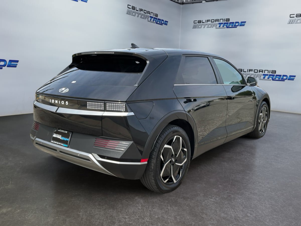 Used 2024 Hyundai Ioniq 5 SEL RWD image 5