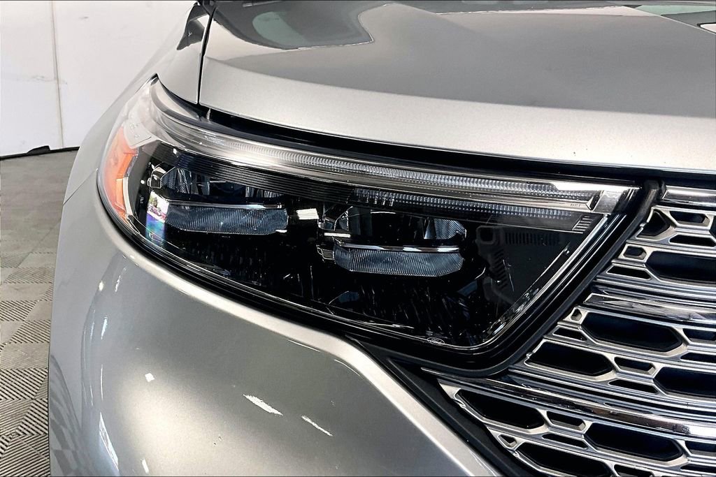 Used 2024 Ford Explorer Limited image 28