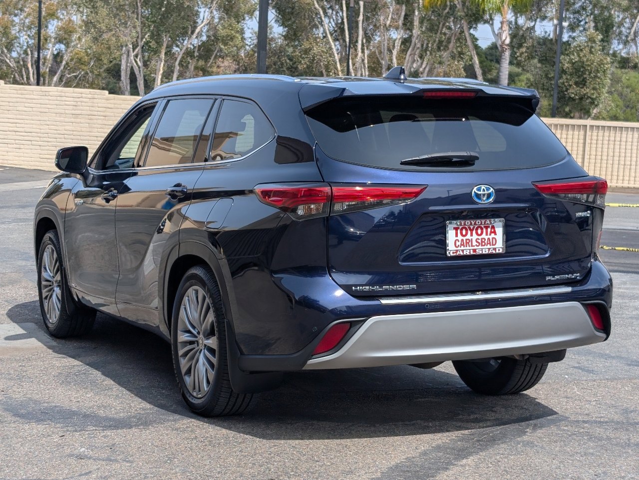 Used 2021 Toyota Highlander Platinum AWD/4WD image 13