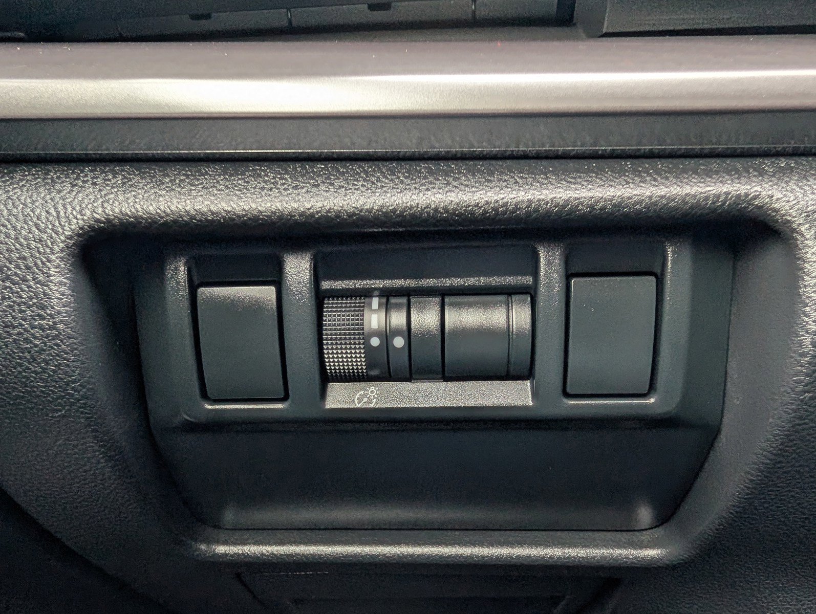 Certified 2025 Subaru Impreza 2.0i image 31