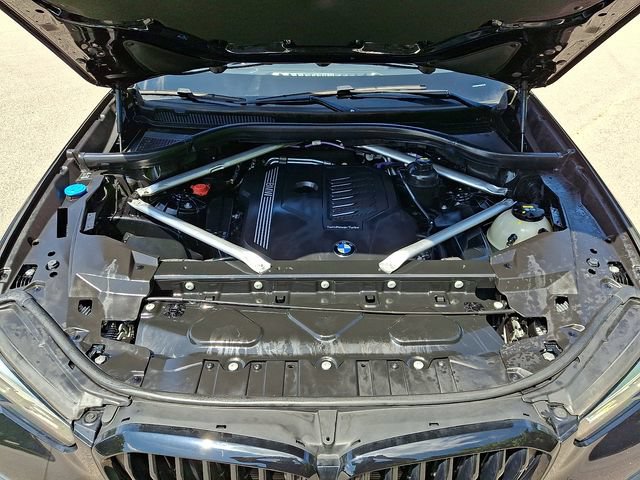 Used 2023 BMW X5 xDrive40i w/ Premium Package AWD/4WD image 33