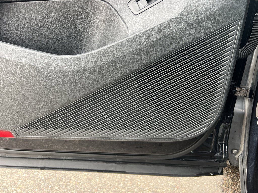 Used 2024 Volkswagen Atlas SEL image 21