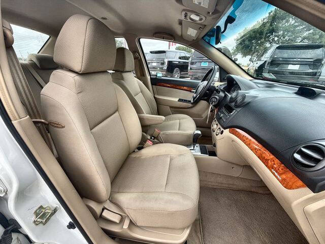 Used 2009 Chevrolet Aveo LT w/ Power and Convenience Package FWD image 25