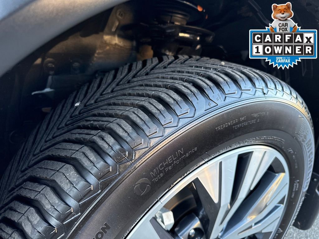 Used 2021 Nissan Rogue SV w/ Premium Package image 32