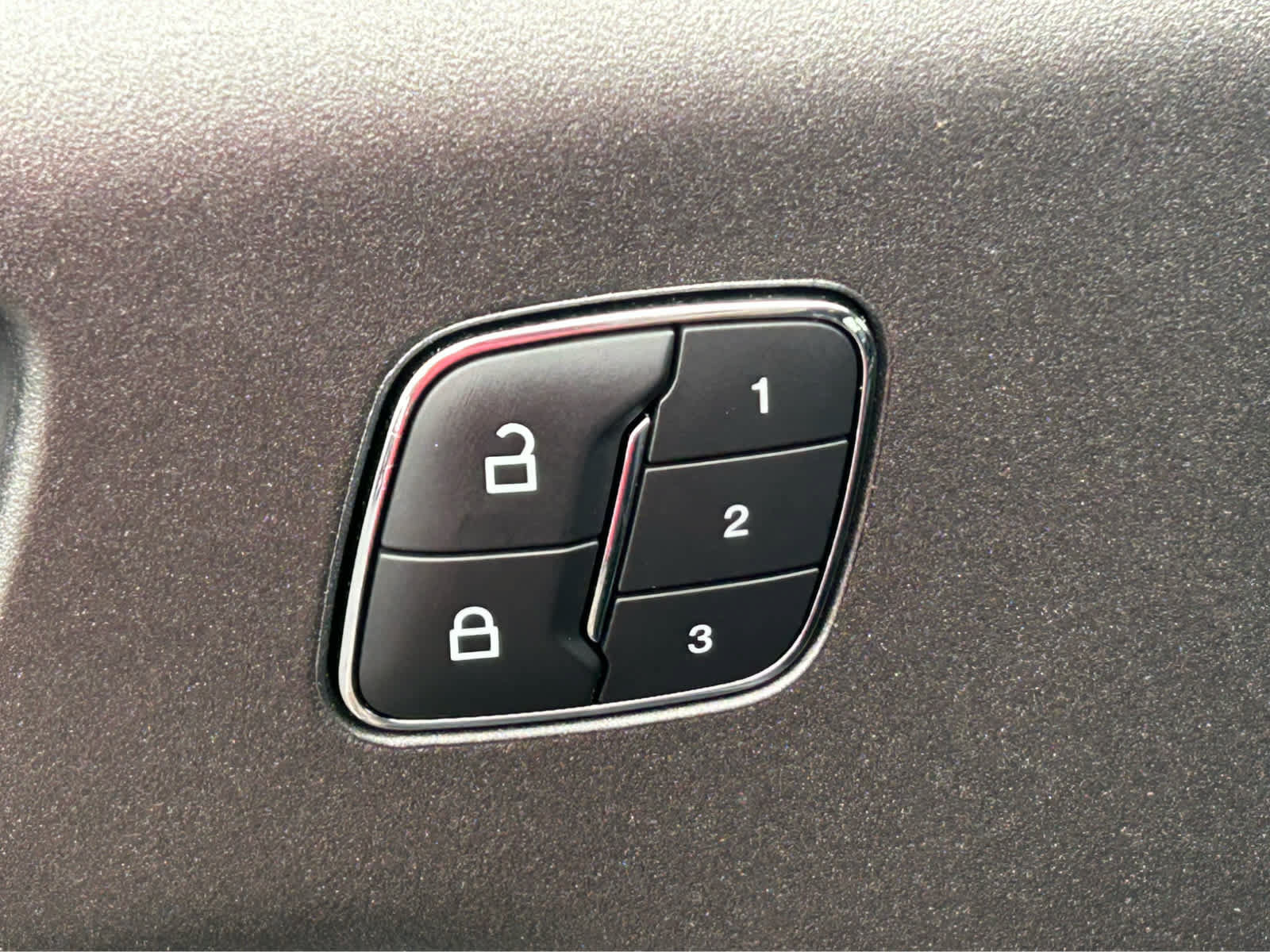 Used 2025 Ford Bronco Sport Outer Banks w/ Outer Banks Tech Package+ AWD/4WD image 25